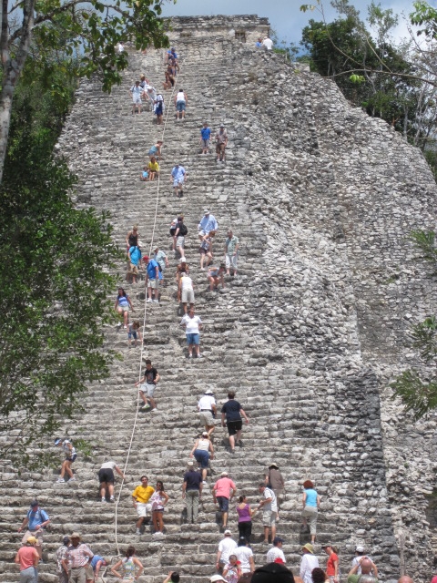 La pyramide de Coba