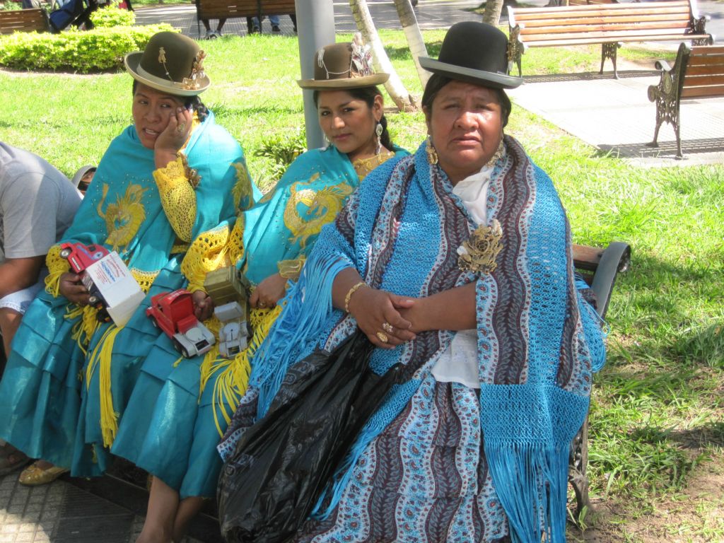 Défilé folklorique à Santa Cruz de la Sierra